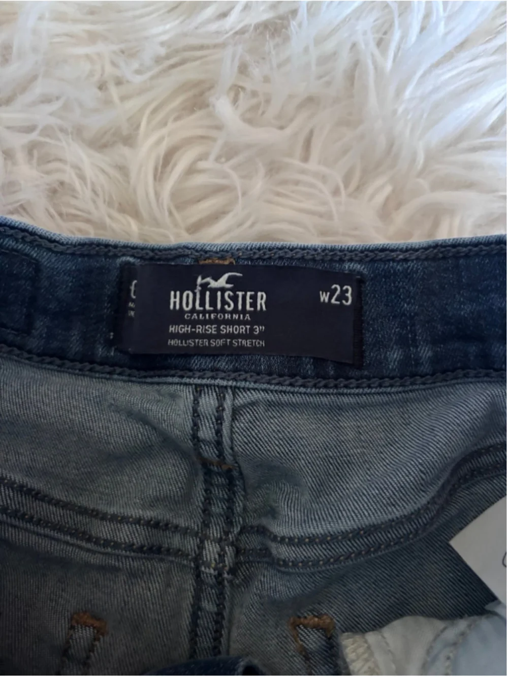 Hollister High Rise Short Jeans denim Shorts Size 23 distressed cuffed vacation